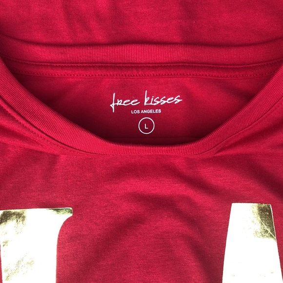 Free kisses LA T-shirt Red & Gold Size Lg. - Picture 6 of 7